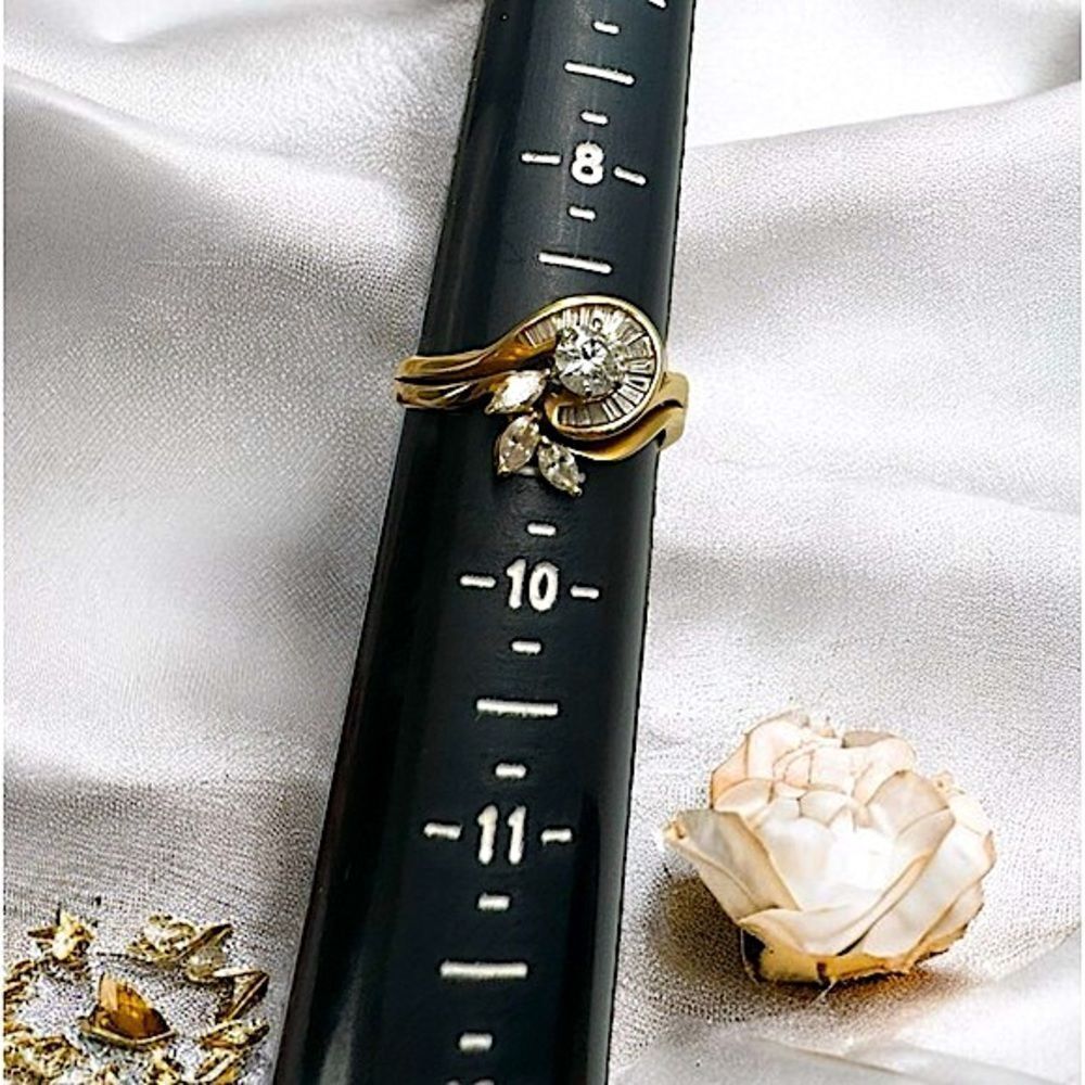 Diamond Baguette Swirl l 14Kt Gold Wedding Ring Set l Size 9 - Picture 5 of 6